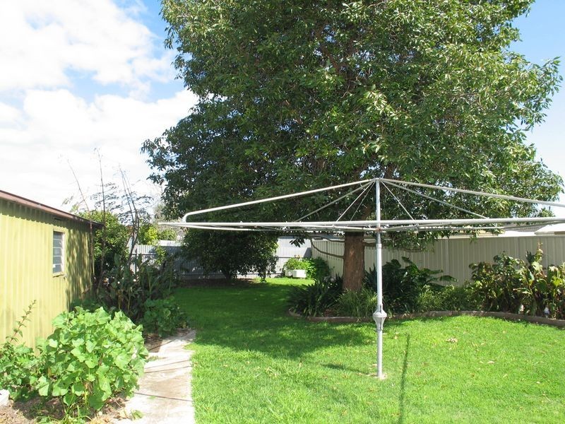 2 Wood Road, Paradise SA 5075