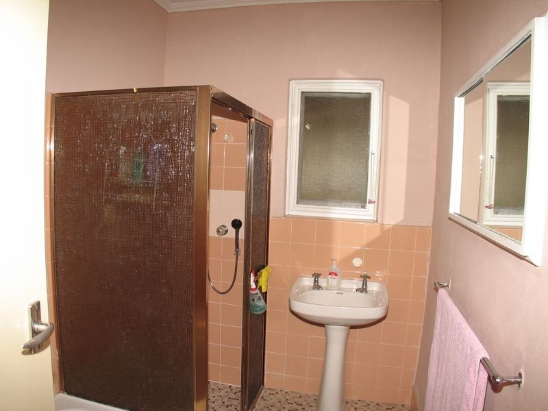 2 Wood Road, Paradise SA 5075