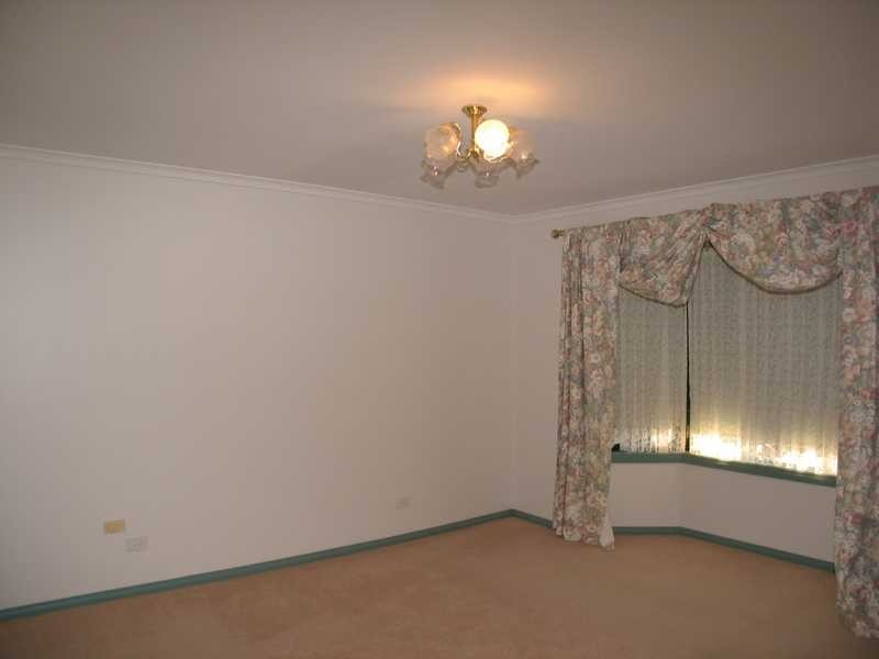 7 Lake Fortesque Ave, Greenwith SA 5125