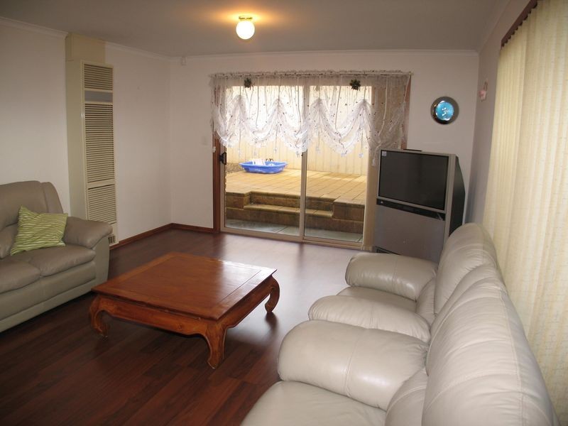 42 Noya Ave, Modbury Heights SA 5092