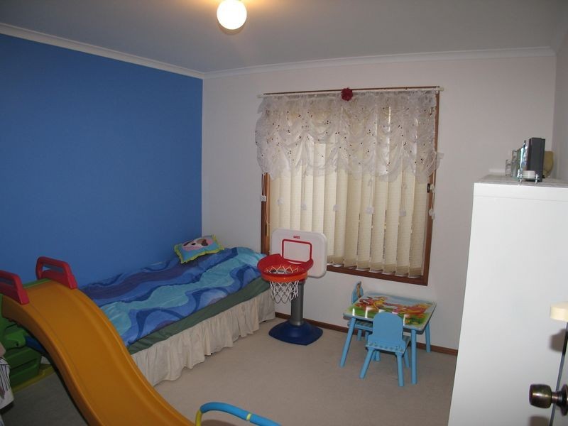 42 Noya Ave, Modbury Heights SA 5092