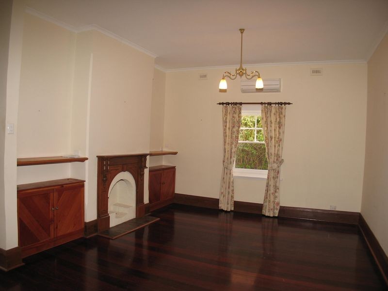 43 Knightsbridge Road, Leabrook SA 5068