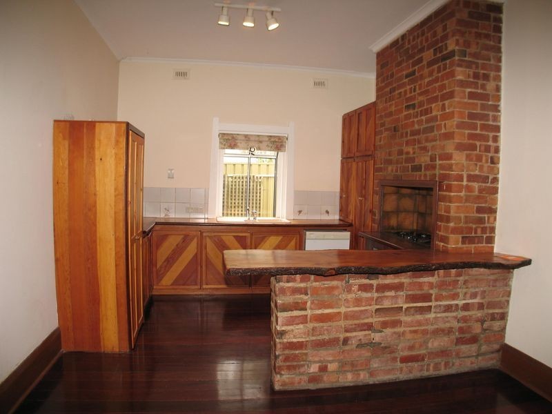 43 Knightsbridge Road, Leabrook SA 5068