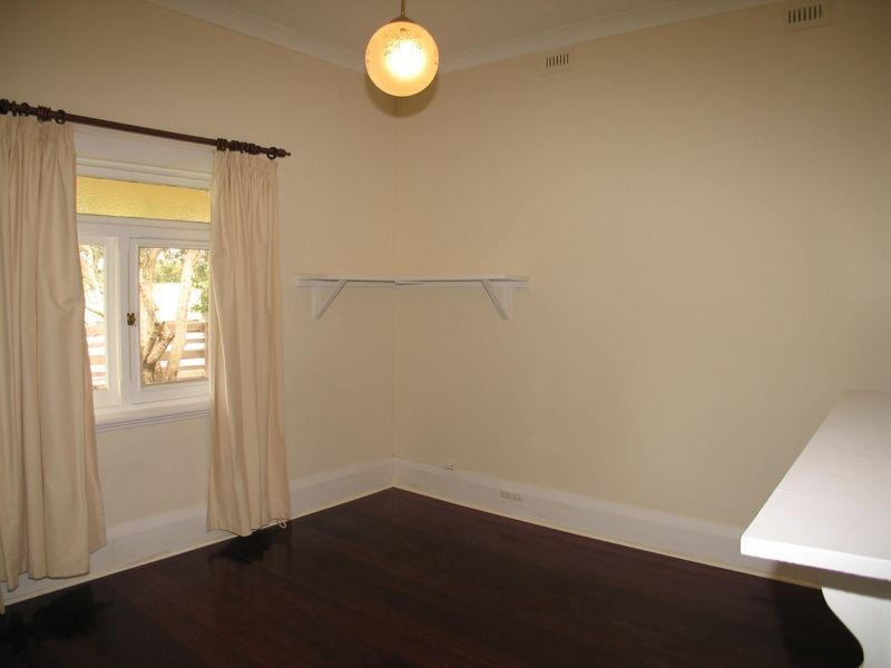 43 Knightsbridge Road, Leabrook SA 5068