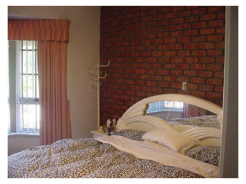 11 KARRAWIRRA AVENUE, Rostrevor SA 5073