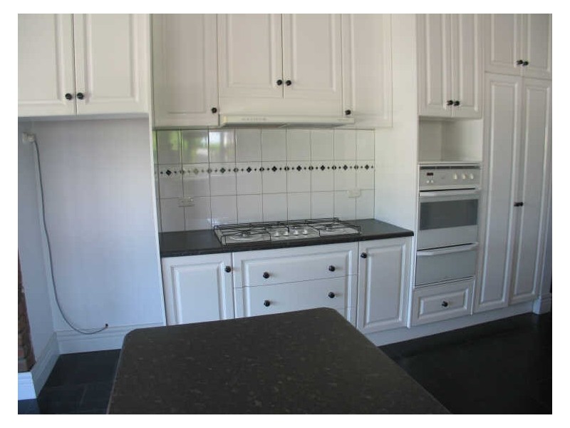 11 KARRAWIRRA AVENUE, Rostrevor SA 5073