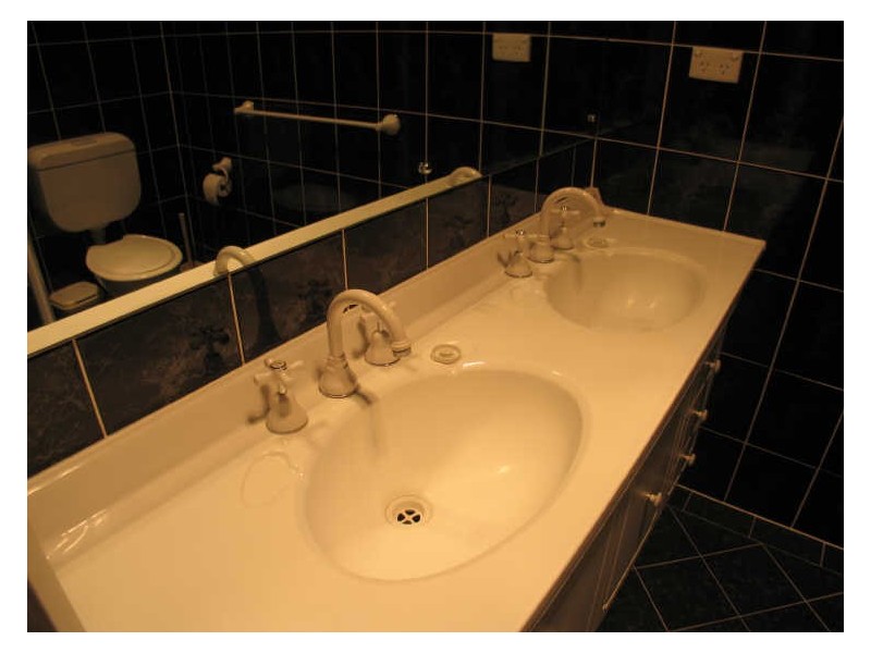 11 KARRAWIRRA AVENUE, Rostrevor SA 5073