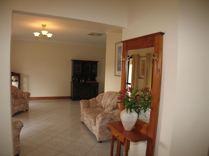 18 Bilney Drive, Athelstone SA 5076