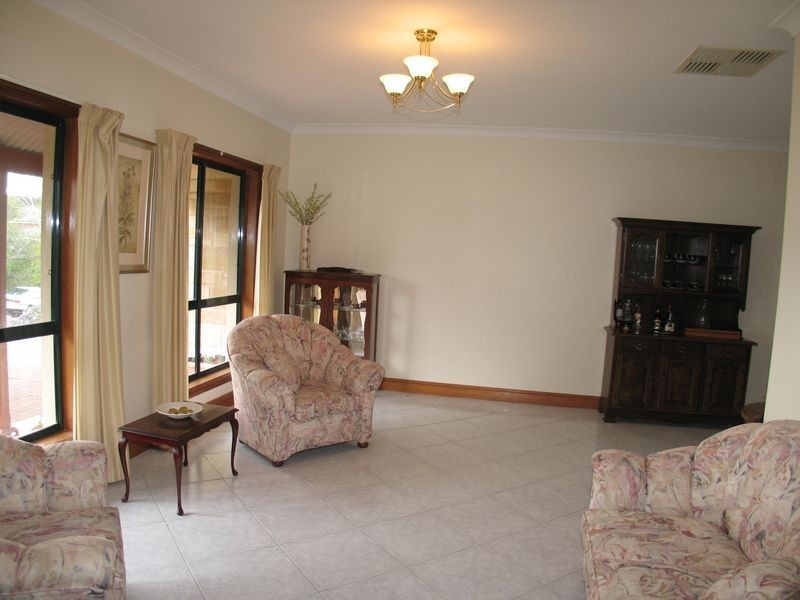 18 Bilney Drive, Athelstone SA 5076