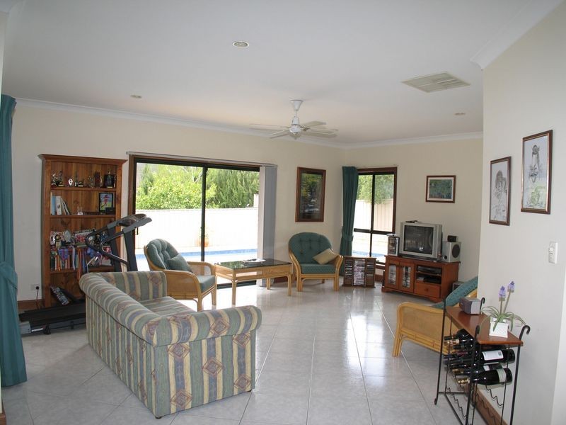 18 Bilney Drive, Athelstone SA 5076