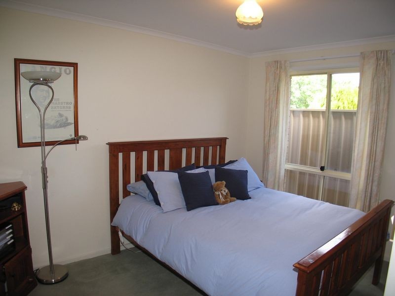 3 St Ives Walk, Paradise SA 5075