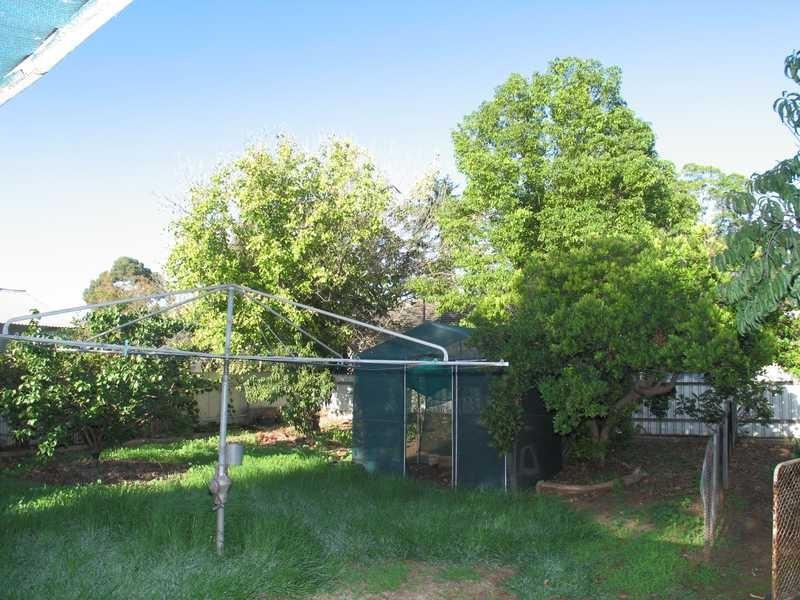 8 Gosfield Avenue, Hampstead Gardens SA 5086