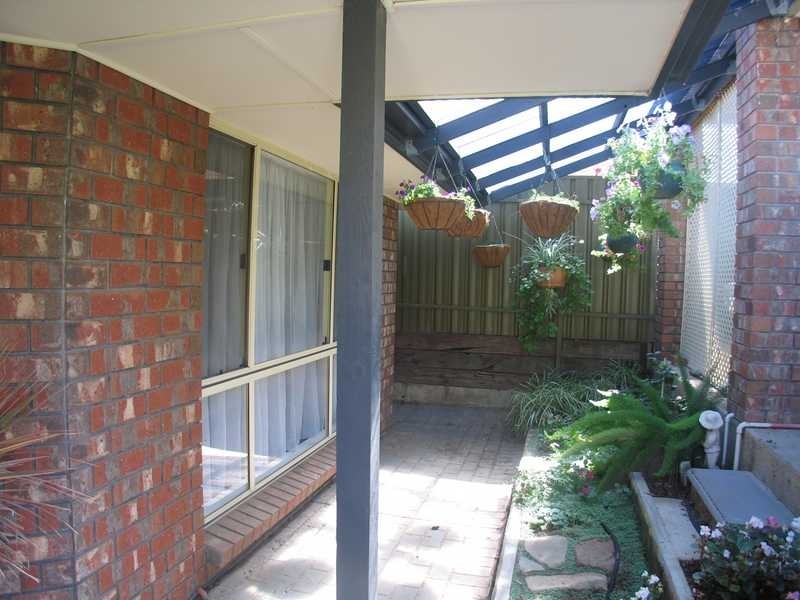 21 Rayner Court, Wynn Vale SA 5127