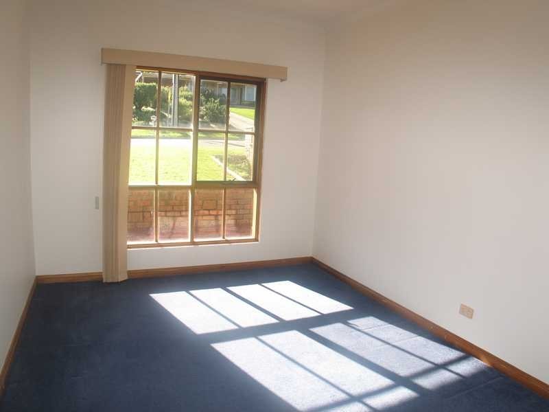 14 Saratoga Ave, Redwood Park SA 5097