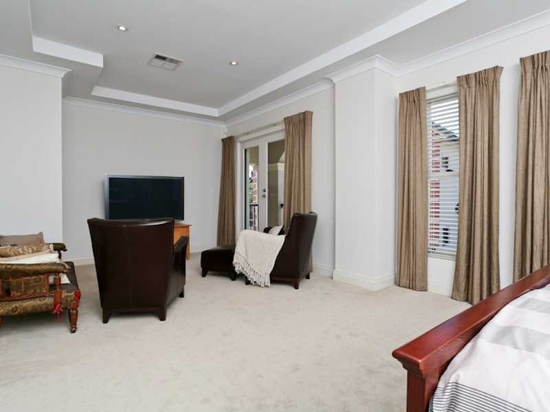 2/121 Kensington Road, Norwood SA 5067