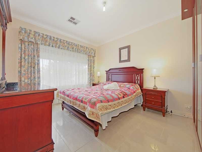 4 Devon Avenue, Newton SA 5074