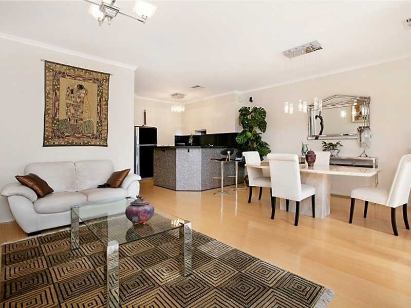 2/108 Chief Street, Brompton SA 5007
