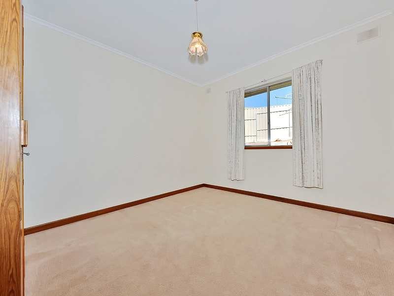 12 Glasgow Ave, Modbury SA 5092