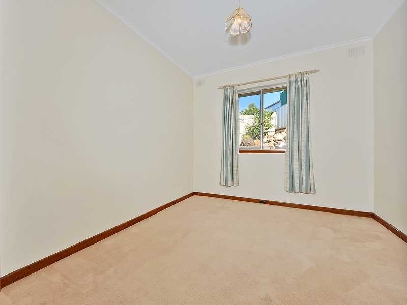 12 Glasgow Ave, Modbury SA 5092