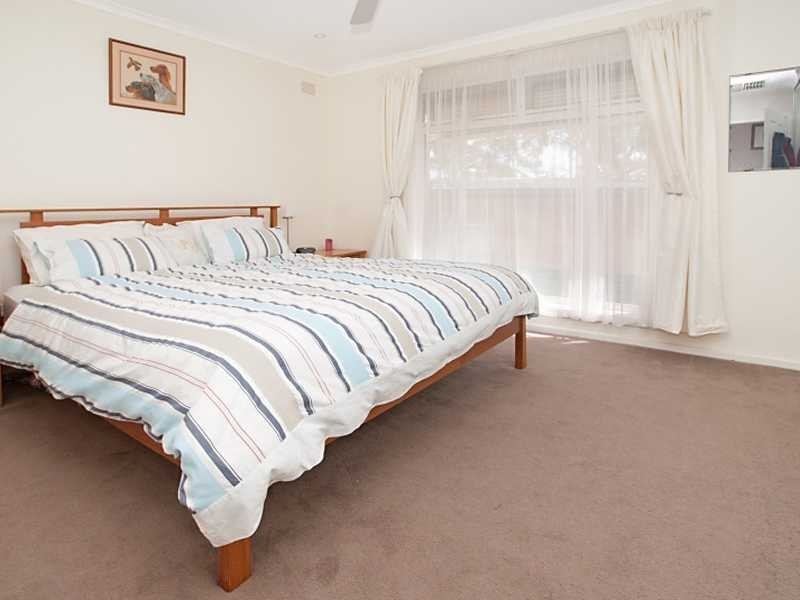 18 Greenside Ave, Athelstone SA 5076