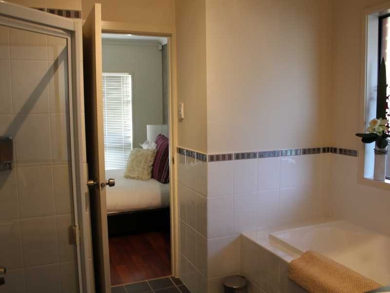 91 Lord Howe Crescent, Mawson Lakes SA 5095