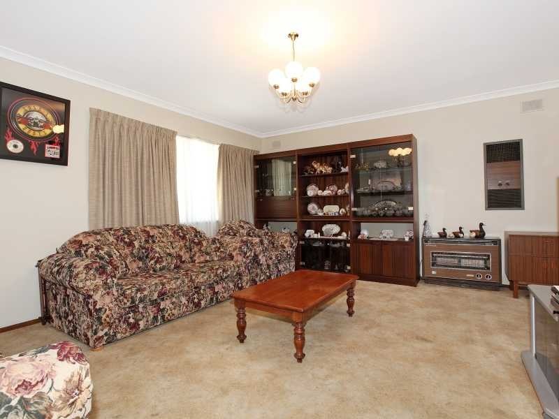 27 Freeman Avenue, Tranmere SA 5073