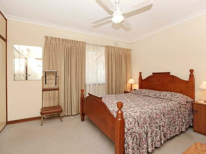 27 Freeman Avenue, Tranmere SA 5073