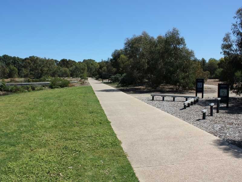 5 Riverbank Circuit, Campbelltown SA 5074
