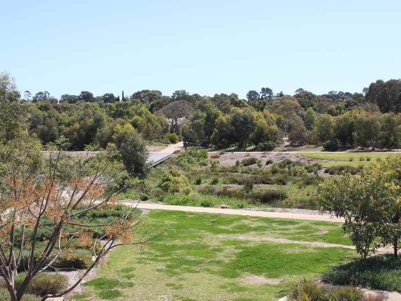 5 Riverbank Circuit, Campbelltown SA 5074