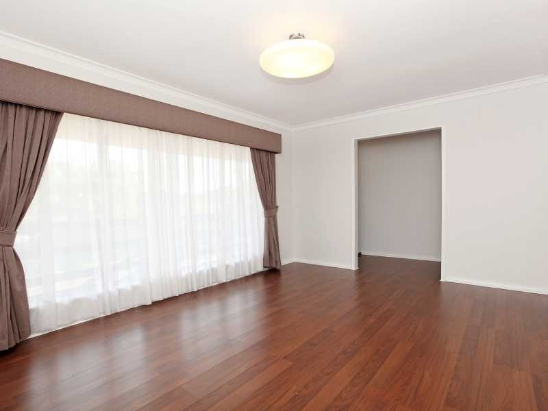 34 Beaufort Cres, Felixstow SA 5070