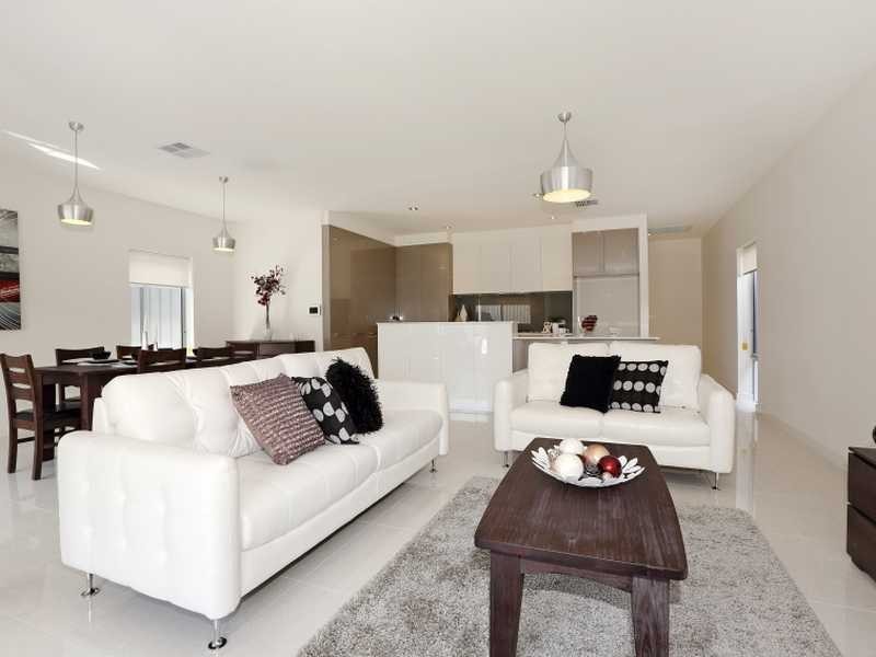 3 Walker Avenue, Paradise SA 5075