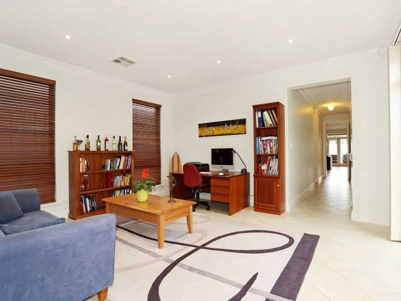 42B Koonga Ave, Rostrevor SA 5073