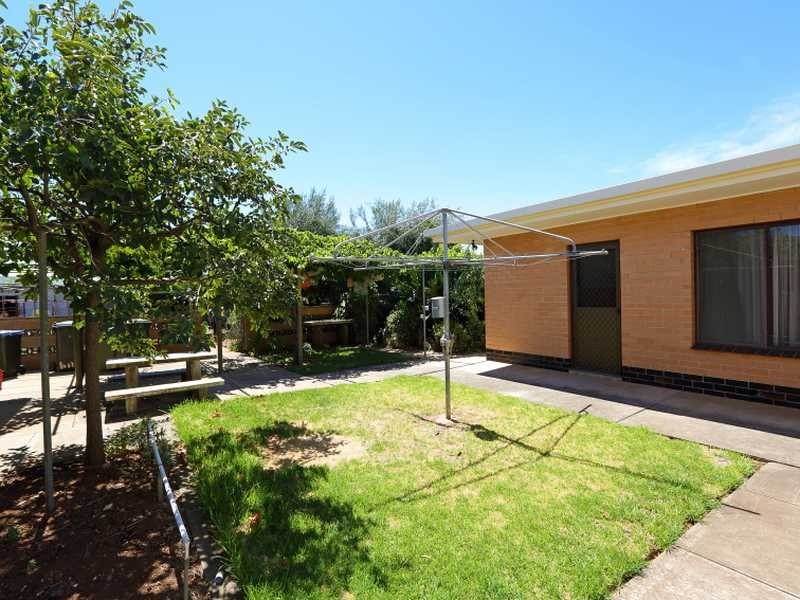 8 Norman Street, Findon SA 5023