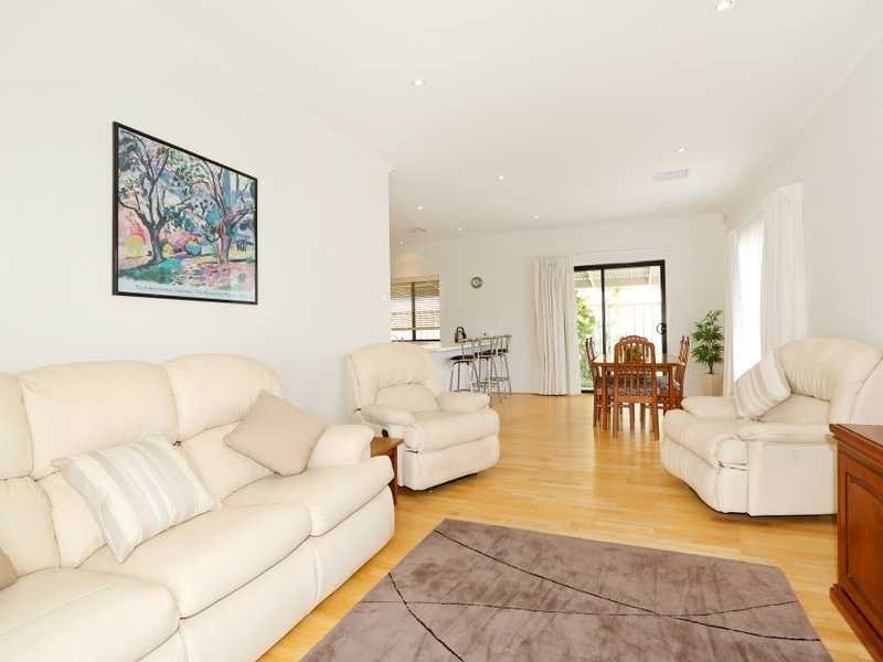 16a Sando Avenue, Tranmere SA 5073