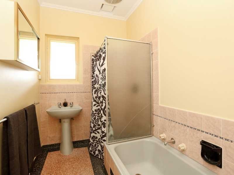 3 Day Street, Paradise SA 5075