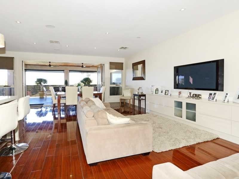 16b Glen Stuart Road, Magill SA 5072
