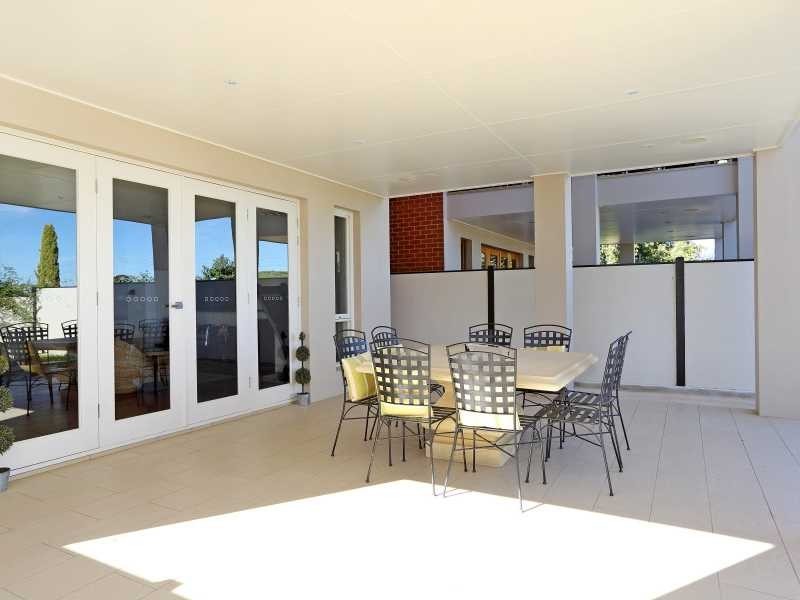 16b Glen Stuart Road, Magill SA 5072