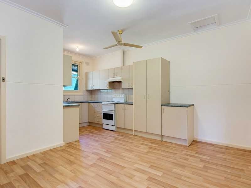 43 Penfold Road, Elizabeth South SA 5112