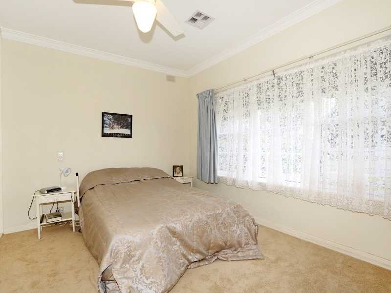 5 Waratah Court, Campbelltown SA 5074