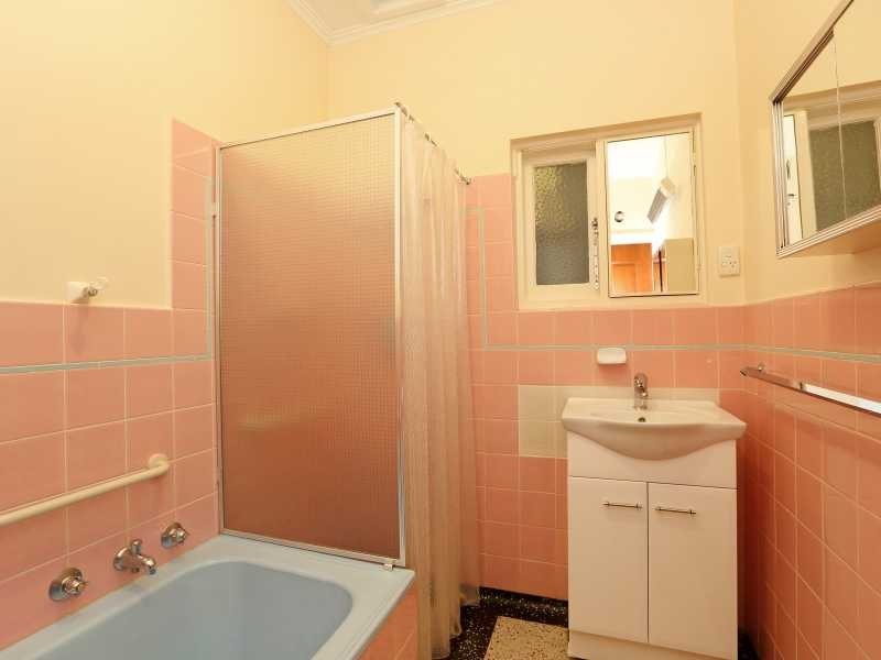 4 Philpott Avenue, Paradise SA 5075