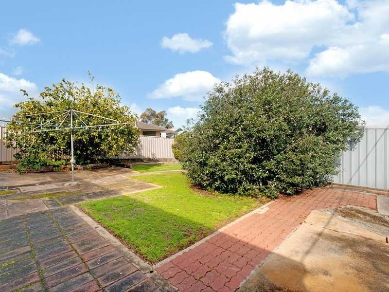 24 The Parade, Holden Hill SA 5088