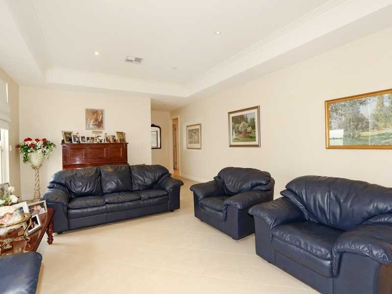 2 Woodcroft Ave, St Georges SA 5064