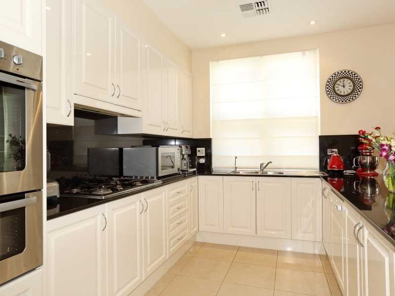2 Woodcroft Ave, St Georges SA 5064