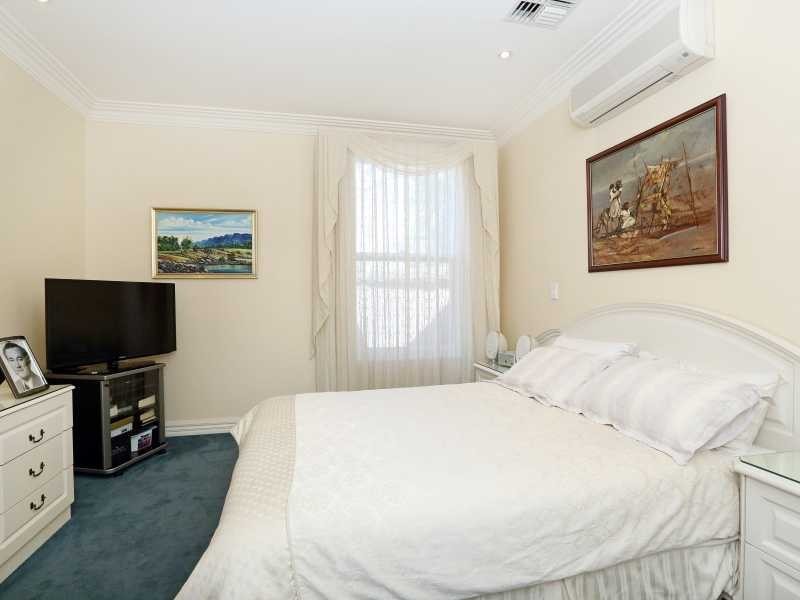 2 Woodcroft Ave, St Georges SA 5064
