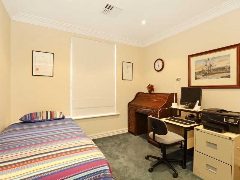 2 Woodcroft Ave, St Georges SA 5064