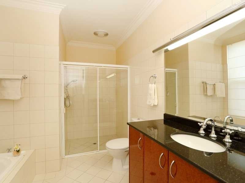 2 Woodcroft Ave, St Georges SA 5064