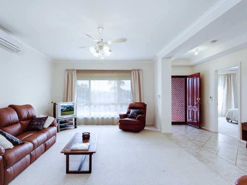 8 Heathfield Avenue, Dernancourt SA 5075