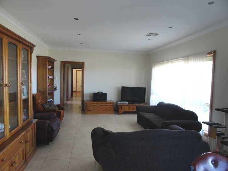 46 Highview Road, Moonta Bay SA 5558