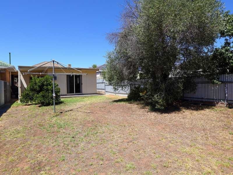 8a & 8b Pine Street, Campbelltown SA 5074