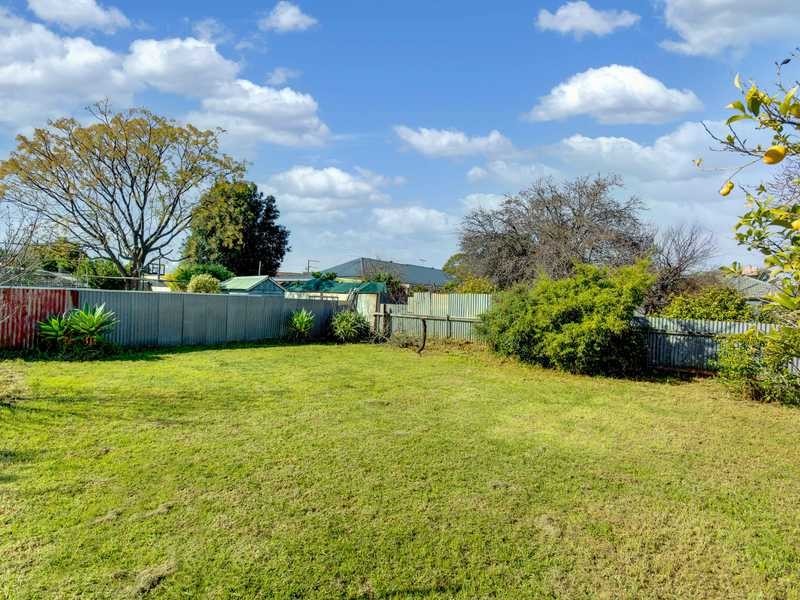 27 Chapel Street, Campbelltown SA 5074